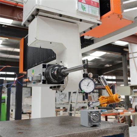 江苏铝模板加工设备 青岛速霸大型铝型材加工中心生产商 外墙铝幕墙5轴加工中心