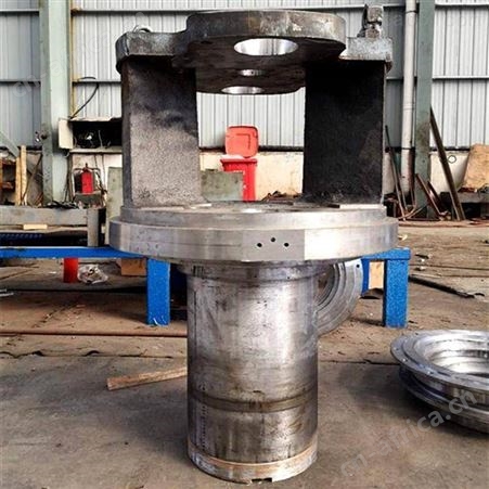 山东颗粒机厂家 制粒机压轮皮、模具、减速机配件90kw560颗粒机拨料盘