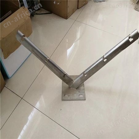 宁海Y型刺绳支架单臂刺绳支架挂三道刺丝支架