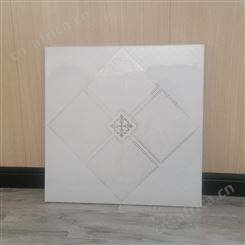 工程吊顶铝扣板600*600现货批发厂家 平面 冲孔铝板办公室集成吊顶天花材料