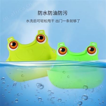 婴儿围兜含背带硅胶围兜立体防水口水饭兜围嘴口水巾小孩围裙