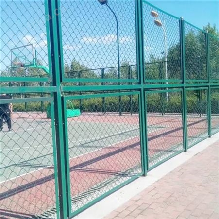 华丽体育绿色铁丝网现货厂家 防爬围栏高速公路隔离围网 框架护栏网
