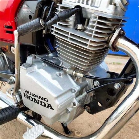 原装原版 经典老车02年的经典 五羊本田老A125 WH 125-A 脚启动 收藏佳品
