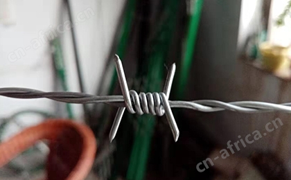 正反拧刺绳