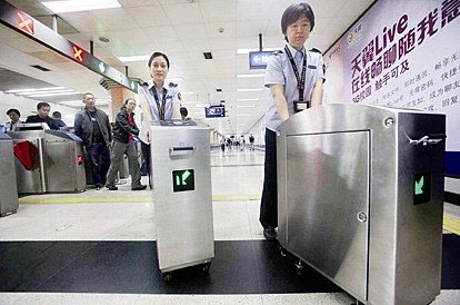 三辊闸说明书_三辊闸与摆闸在应用与结构上主要区别