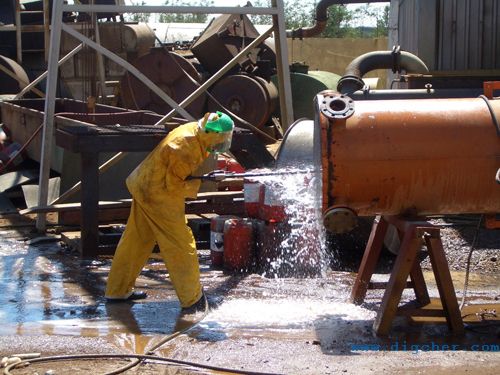 壳管式冷凝器传热管清洗过程